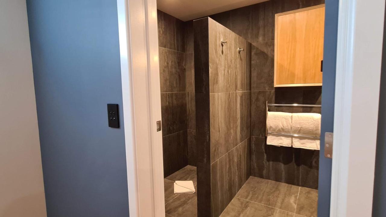 Kowhai Apartment - Private Opposite Golf Course Central Ванака Экстерьер фото